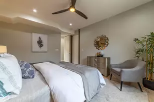4730 W Grace St, Chicago, IL 60641 - Photo 12