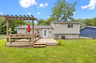 148 Bedford Rd, Bolingbrook, IL 60440 - Photo 4