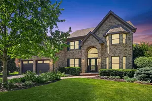 0N462 Arbor Ct, Winfield, IL 60190 - Photo 2