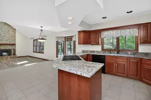 0N462 Arbor Ct, Winfield, IL 60190 - Photo 12