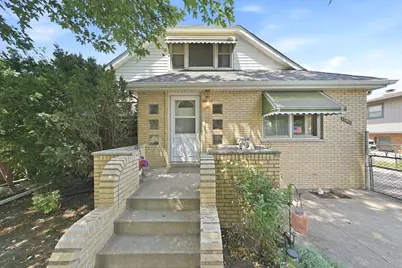 7048 W 72nd Place, Chicago, IL 60638 - Photo 2