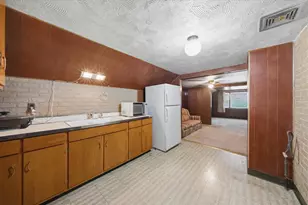 7048 W 72nd Pl, Chicago, IL 60638 - Photo 18