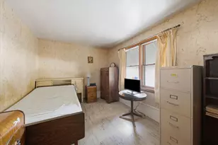 7048 W 72nd Pl, Chicago, IL 60638 - Photo 16