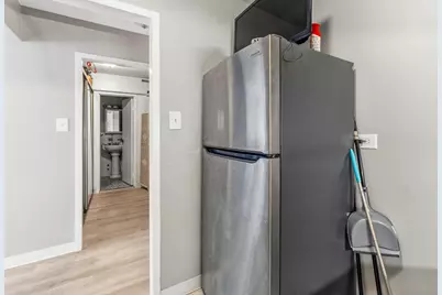 7337 S South Shore Drive #211, Chicago, IL 60649 - Photo 8