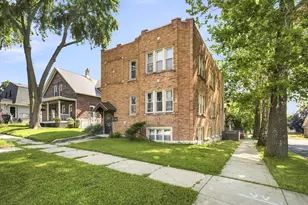 900 Wilcox St, Joliet, IL 60435 - Photo 1