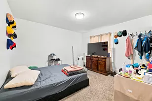 900 Wilcox St, Joliet, IL 60435 - Photo 10