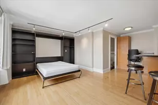 2909 N Sheridan Rd, Chicago, IL 60657 - Photo 4