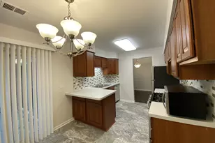 905 Knottingham Dr, Schaumburg, IL 60193 - Photo 8