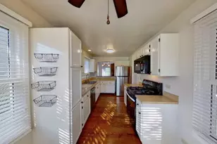 601 Topeka Ct, Carol Stream, IL 60188 - Photo 6