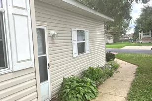 406 Spruce Dr, Belvidere, IL 61008 - Photo 12