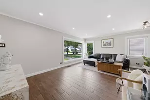 905 N Douglas Ave, Arlington Heights, IL 60004 - Photo 12