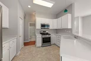 16609 Buckner Pond Wy, Crest Hill, IL 60403 - Photo 12