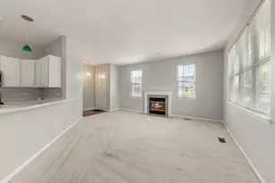 16609 Buckner Pond Wy, Crest Hill, IL 60403 - Photo 8