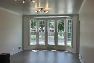 8405 S Indiana Ave, Chicago, IL 60619 - Photo 10
