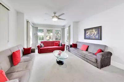 6718 N Campbell Avenue, Chicago, IL 60645 - Photo 10