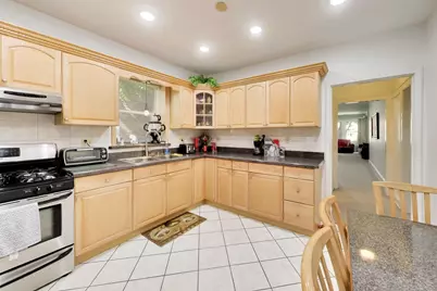 6718 N Campbell Avenue, Chicago, IL 60645 - Photo 16