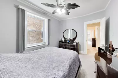 6718 N Campbell Avenue, Chicago, IL 60645 - Photo 20