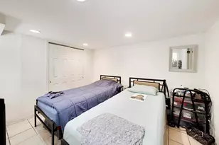 6718 N Campbell Ave, Chicago, IL 60645 - Photo 54
