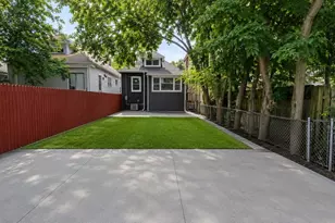 6818 S Wood St, Chicago, IL 60636 - Photo 2