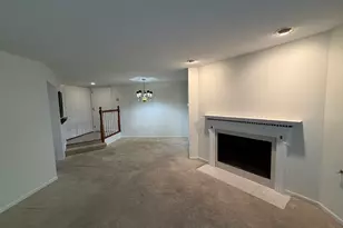 986 West Ct, Naperville, IL 60563 - Photo 4