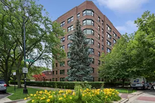 4880 N Marine Dr, Chicago, IL 60640 - Photo 2