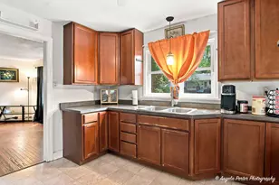 1019 N Madison St, Woodstock, IL 60098 - Photo 10