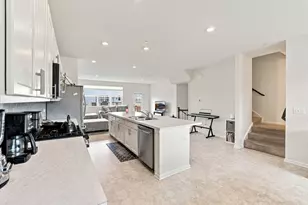 3303 Trillium Cir, Rolling Meadows, IL 60008 - Photo 10
