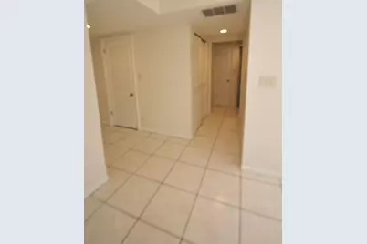 112 Carriage Way Drive #204A, Burr Ridge, IL 60527 - Photo 6