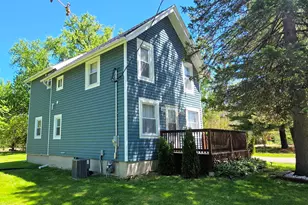 15018 W Russell Rd, Zion, IL 60099 - Photo 2