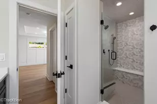 137 W Chicago Ave, Downers Grove, IL 60515 - Photo 14