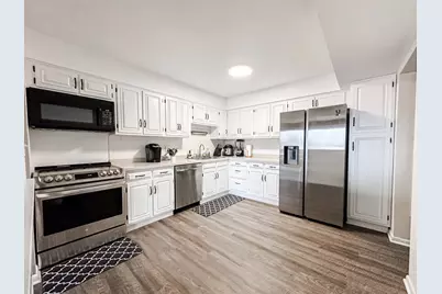 2001 Sherman Avenue #506, Evanston, IL 60201 - Photo 6