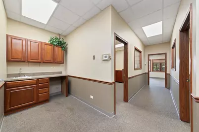 1557 Warren Avenue, Downers Grove, IL 60515 - Photo 2