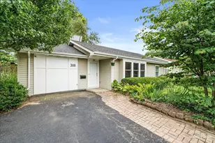 316 Dee Rd, North Aurora, IL 60542 - Photo 1