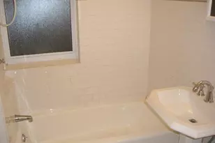 4621 N Lawndale Ave, Chicago, IL 60625 - Photo 10