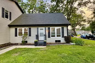 228 Dakota Ct, Bolingbrook, IL 60440 - Photo 1