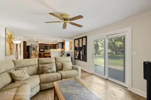 6068 Miller Ln, Lisle, IL 60532 - Photo 12