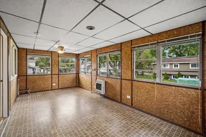 1305 E Sanborn Drive, Palatine, IL 60074 - Photo 14