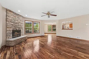 25444 Shannon Dr, Manhattan, IL 60442 - Photo 10