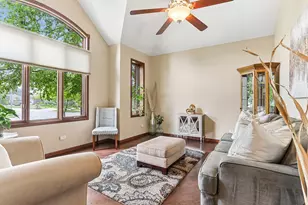 2927 Taylor Glen Dr, New Lenox, IL 60451 - Photo 4