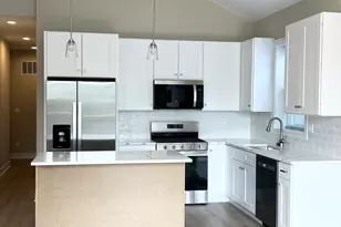 4934 S Champlain Ave, Chicago, IL 60615 - Photo 4