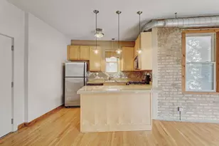 1663 W Pratt Blvd, Chicago, IL 60626 - Photo 10