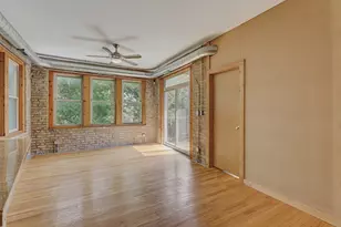 1663 W Pratt Blvd, Chicago, IL 60626 - Photo 6
