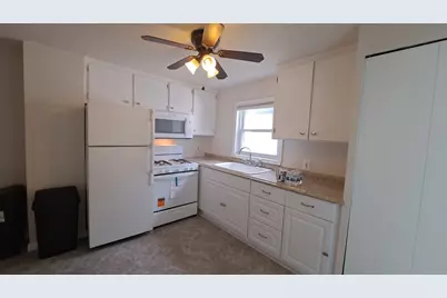 14 8th Street, Peru, IL 61354 - Photo 4