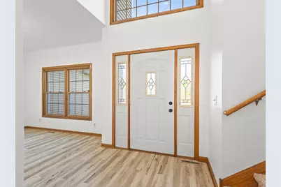 510 Zierke Court, Winnebago, IL 61088 - Photo 4