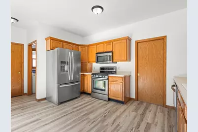 510 Zierke Court, Winnebago, IL 61088 - Photo 12