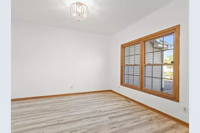 510 Zierke Court, Winnebago, IL 61088 - Photo 14