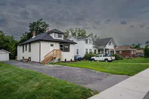 523 S Monterey Ave, Villa Park, IL 60181 - Photo 2