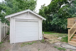 523 S Monterey Ave, Villa Park, IL 60181 - Photo 30