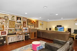 10029 S Central Park Ave, Evergreen Park, IL 60805 - Photo 20