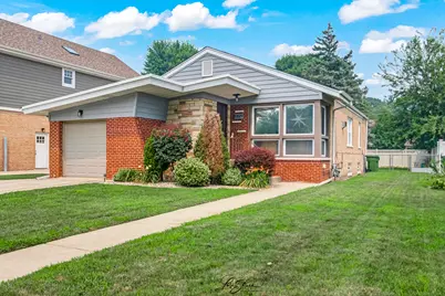 10029 S Central Park Avenue, Evergreen Park, IL 60805 - Photo 4